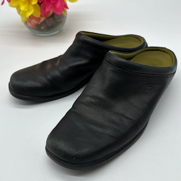 Rockport Black Leather Slip On Mule Size 8 CM6136A - Picture 1 of 6